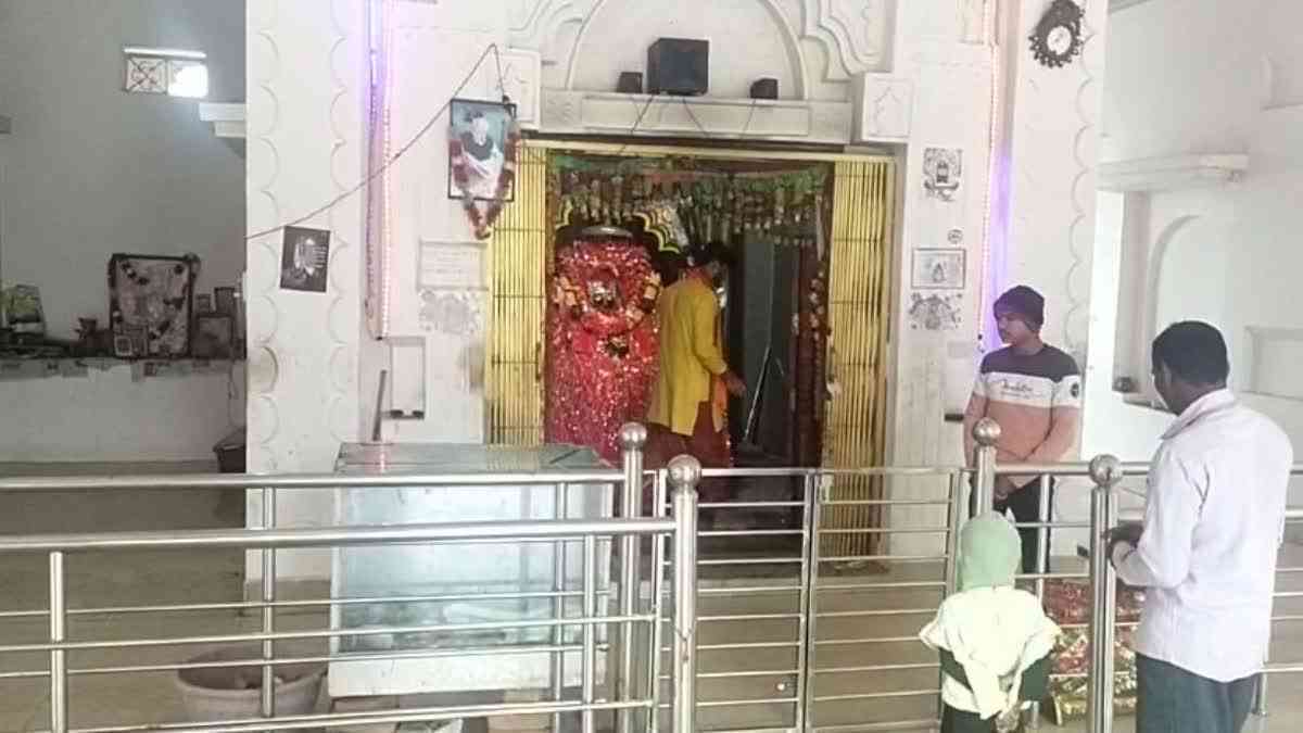 Theft in famous Devi temple