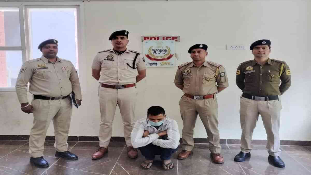 Heroin smuggler arrested in Manali
