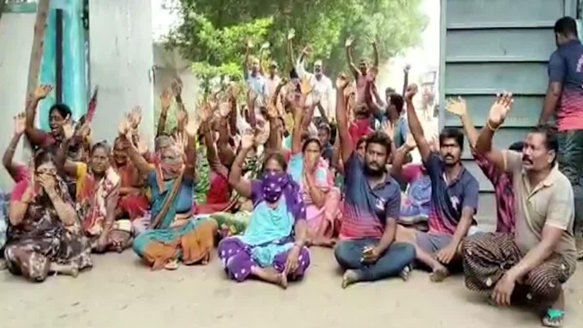 villagers_protest_against_east_coast_marine_products_company