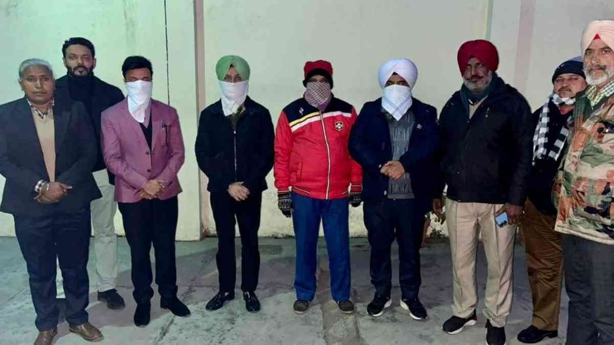 Punjab vigilance caught principals giving fake degrees to students by taking bribes in ludhiana