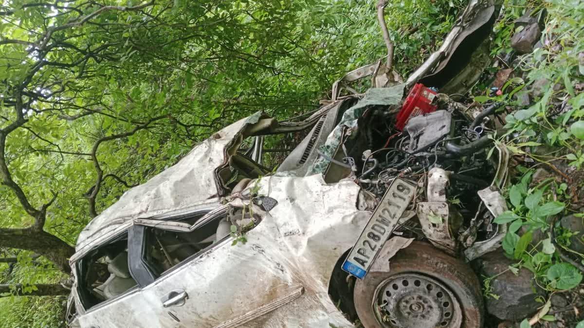 Car accident in Amravati four death