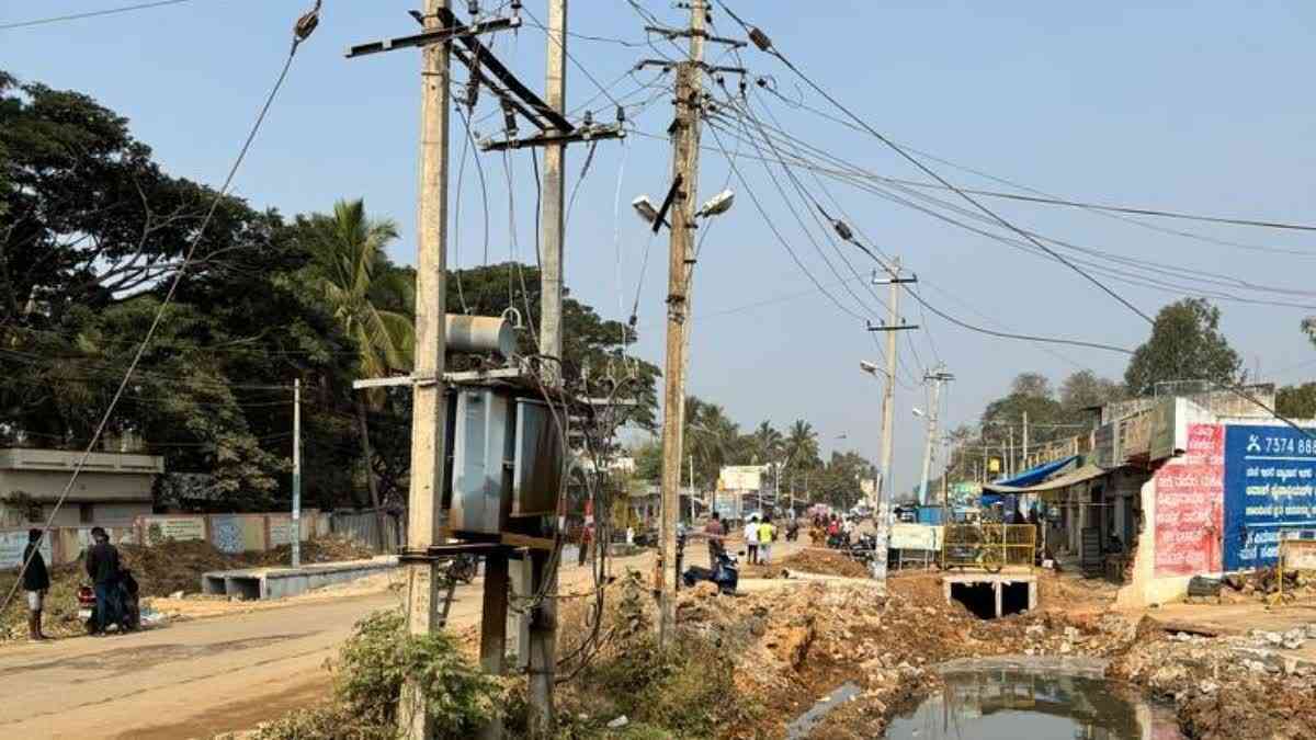 Boy pulled transformer gear wire died by electrocution in Bengaluru