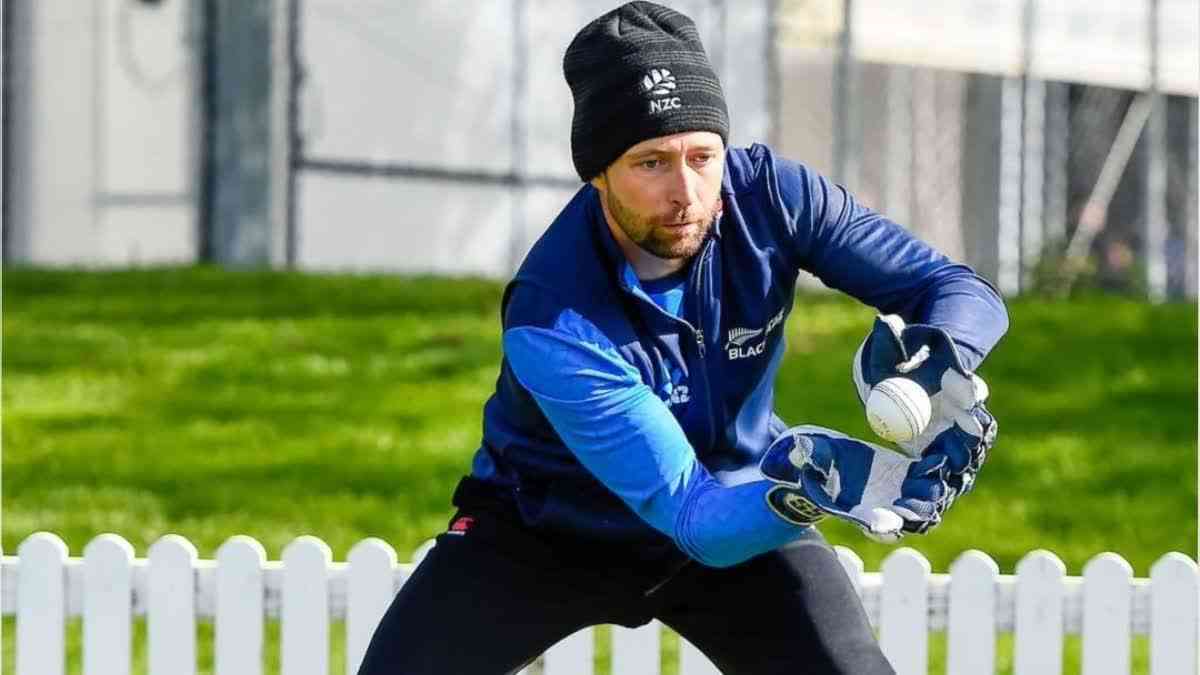 NEW ZEALAND CRICKETER DEVON CONWAY TESTING COVID19 POSITIVE AND RULED OUT 4TH T20I AGAINST PAKISTAN