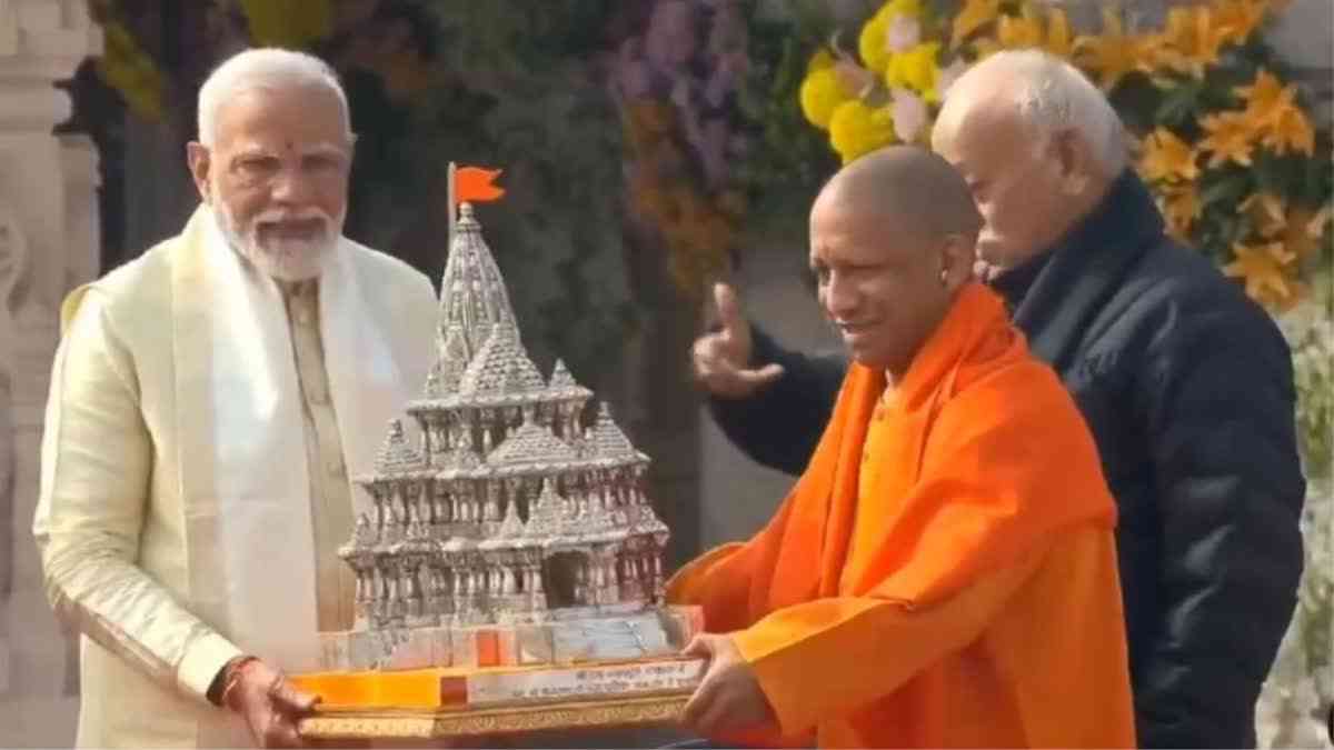 cm-yogi-gifted-silver-ram-temple-in-surat-to-pm-narendra-modi-and-rss-supremo-mohan-bhagwat