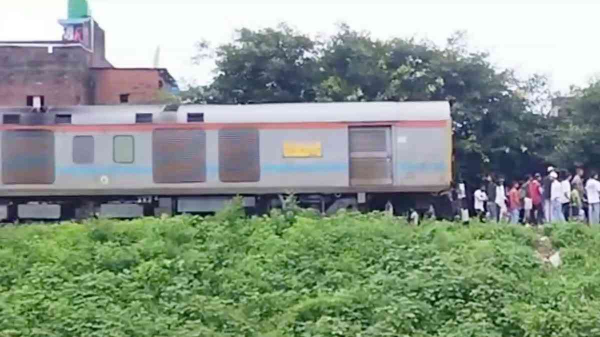 Youth Died Due to Hit By Train