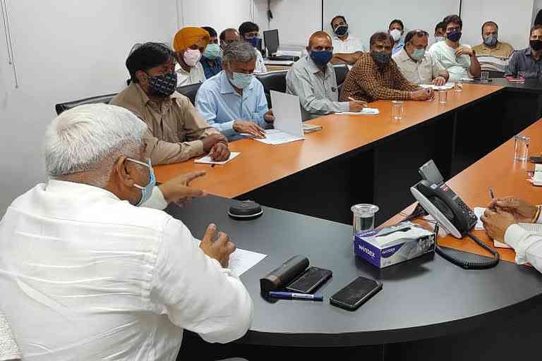 review meeting of various projects of delhi seemapuri assembly constituency