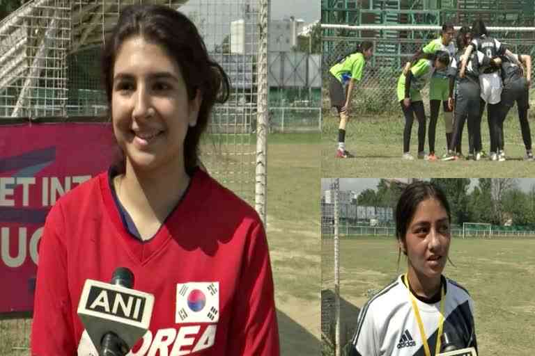 games  sports News  Kashmir news  Jammu and Kashmir girls  Jammu and Kashmir  Rugby Games  कश्मीरी लड़कियां  रग्बी गेम्स  खेल समाचार  रग्बी