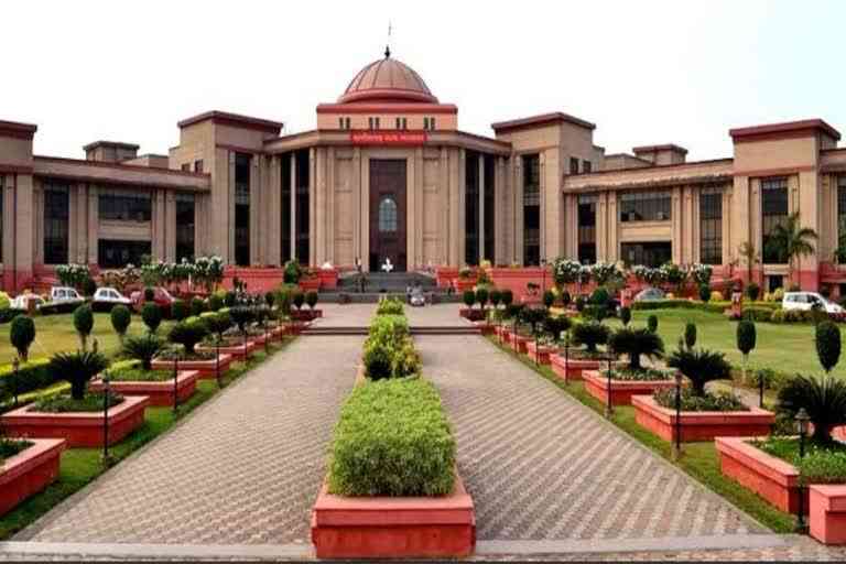Hearing in chhattisgarh High Court in former Chief Secretary Aman Singh case