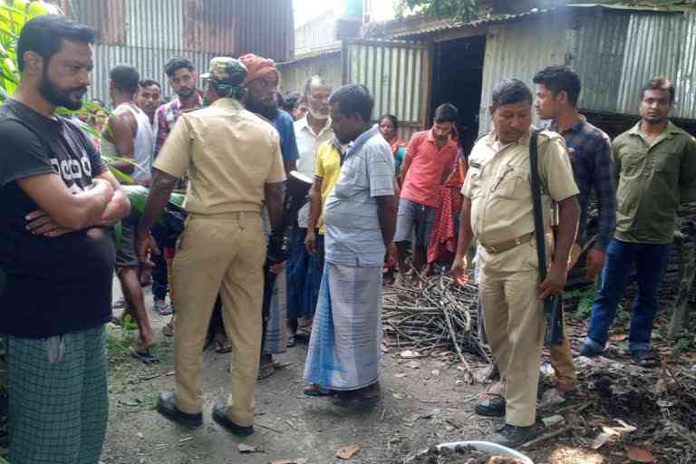 village woman and father injured in a bomb blast in coochbehar