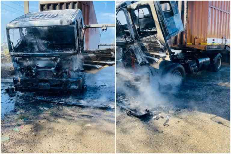 Fire In Container While Unloading cars In Udaipur