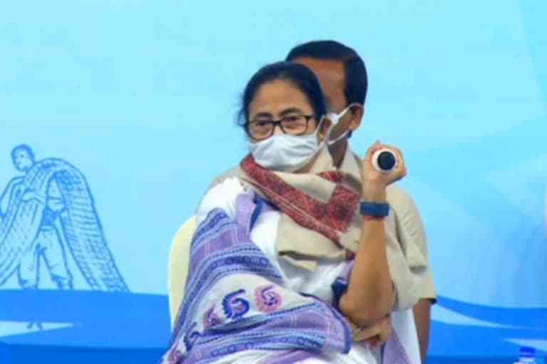 Erection of statue does not mean reflection of love for Netaji: Mamata Banerjee