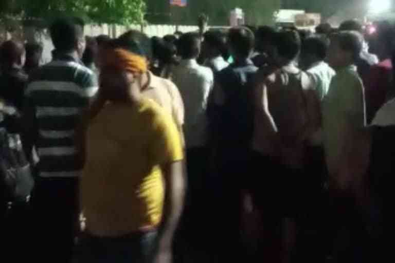 communal-tension-in-rajasthan-town-after-vhp-leader-attacked