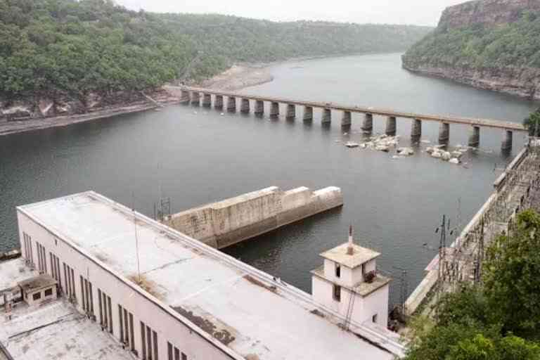 CAG report on Gandhi Sagar Dam