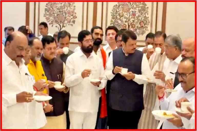 CM and Deputy CM having Tea with Fellow Ministers