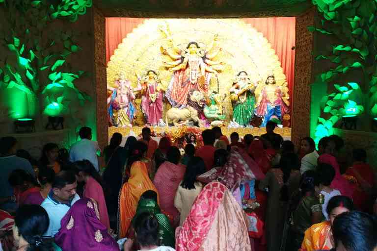 Worship of Mahagauri form of Maa Durga in ranchi