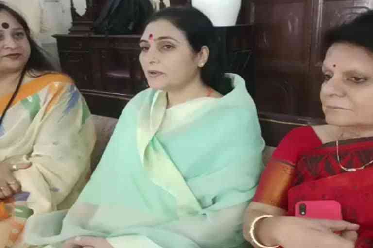 Archana Sharma visits Nari Niketan in Ajmer