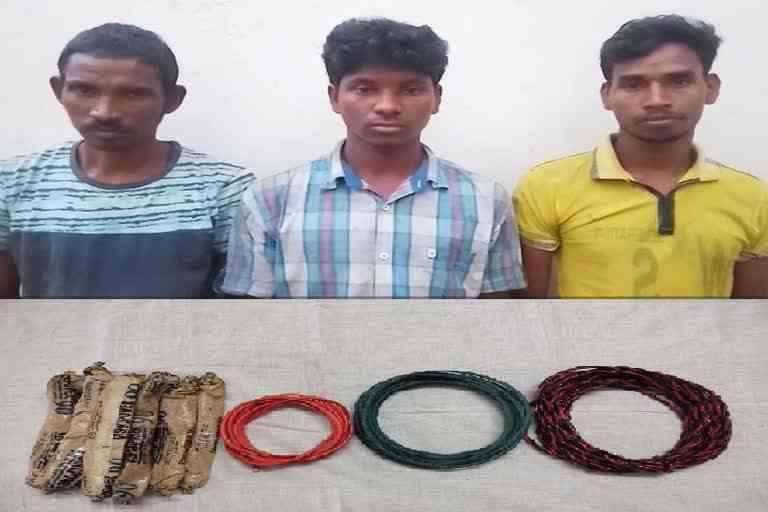 बीजापुर में विस्फोटक के साथ नक्सली गिरफ्तार