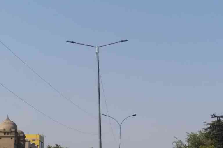 Road light related complaint through QR code in Jodhpur