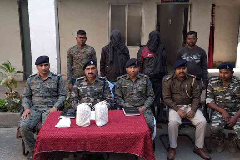 Opium smuggler arrested from Latehar